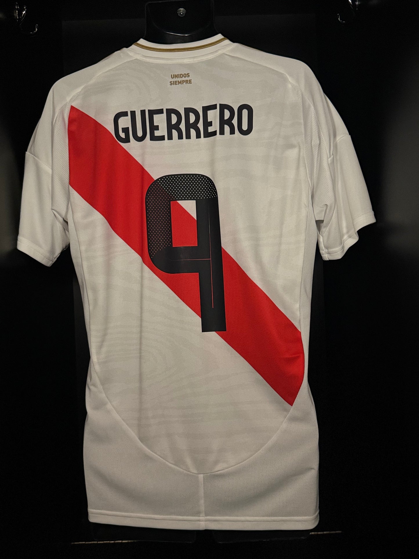 2024-2025 Peru Guerrero HOME Kit Soccer Jersey Shirt adidas Medium Authentic