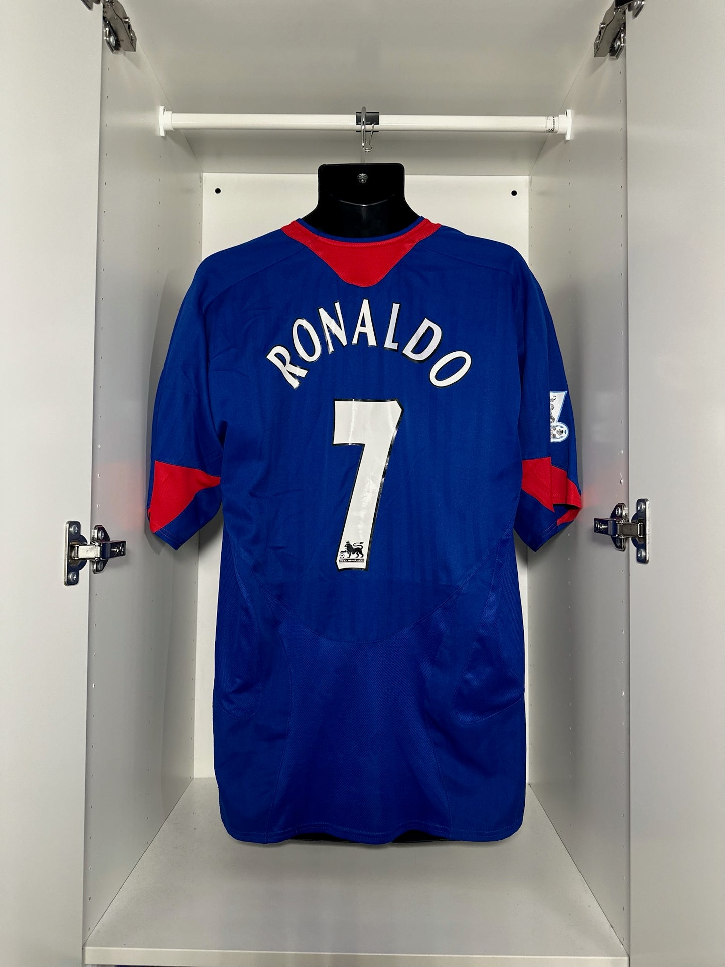 Manchester United Ronaldo #7 - Nike - 2005/2007 - AWAY Kit