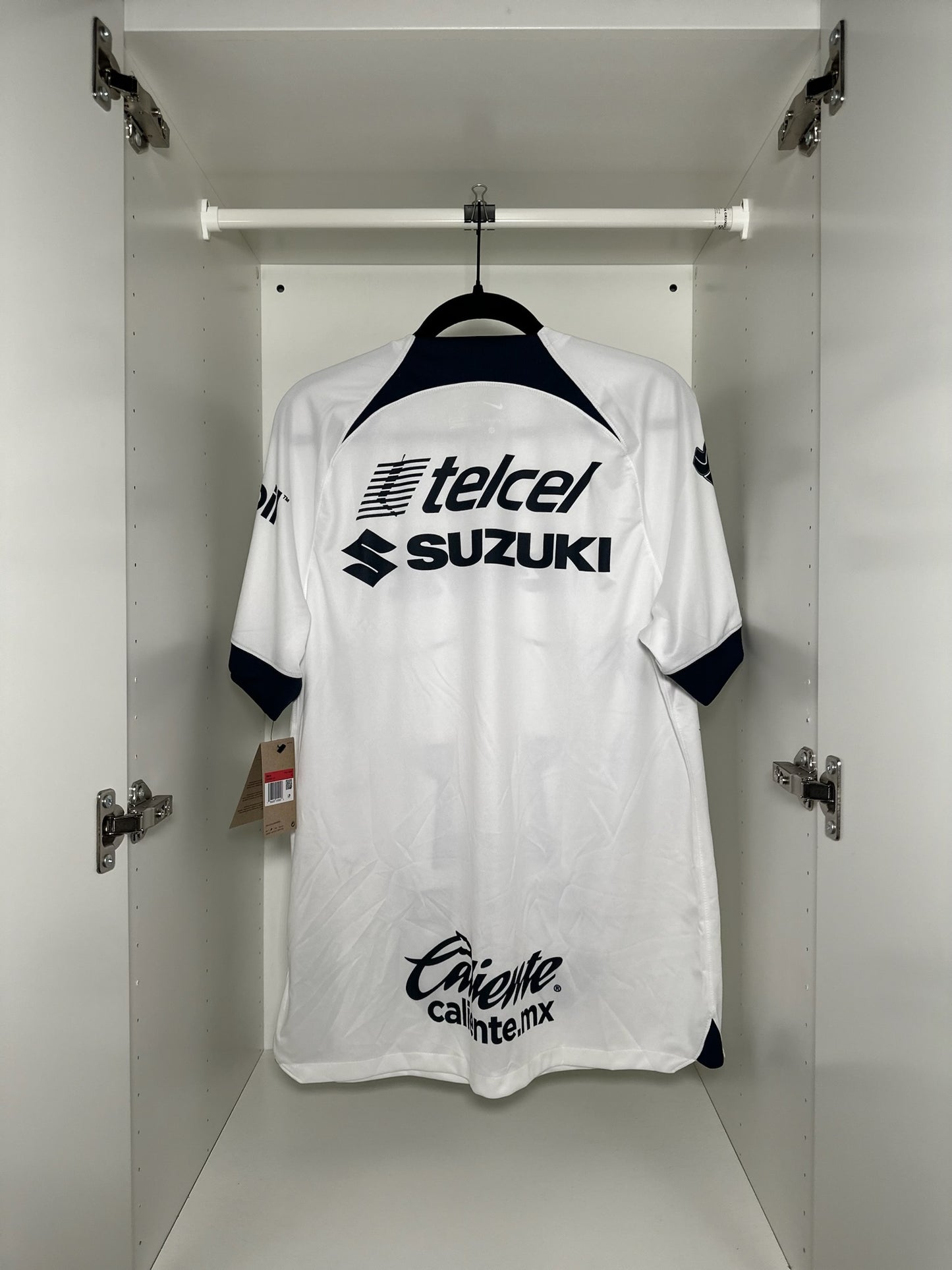 Pumas UNAM - Nike - 2023/2024 - HOME Kit