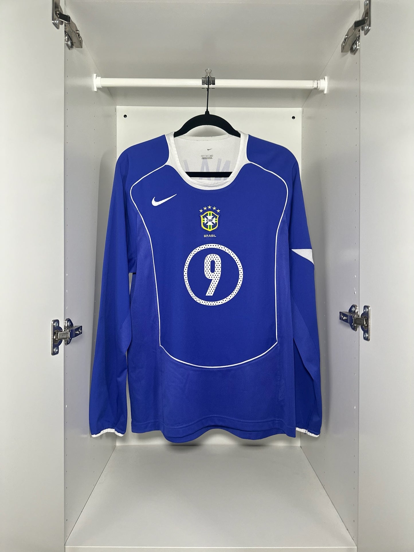Brazil Ronaldo #9 - Nike - 2004/2005 - AWAY Kit