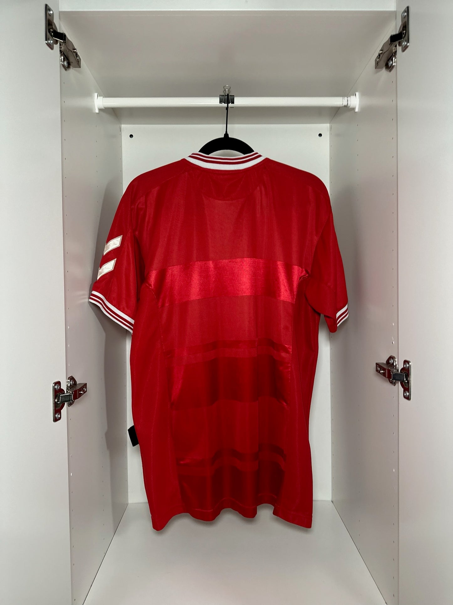 Denmark - Hummel - 2000/2001 - HOME Kit