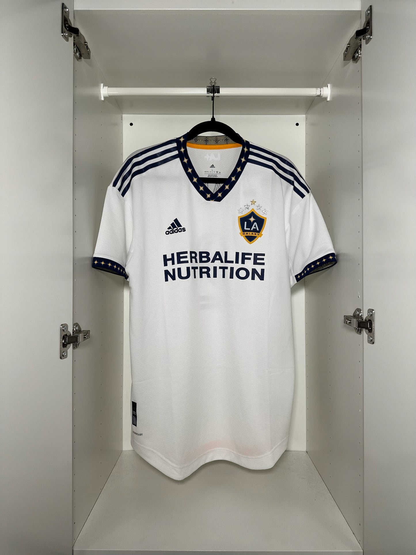 LA Galaxy Araujo #2 - adidas - 2022/2023 - HOME Kit