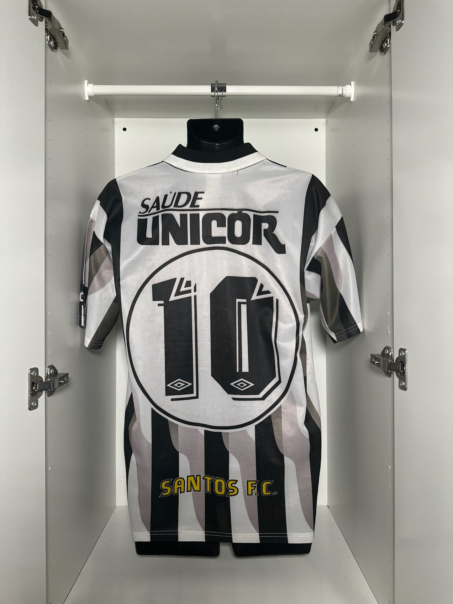 Santos #10 - Umbro - 1997/1998 - AWAY Kit