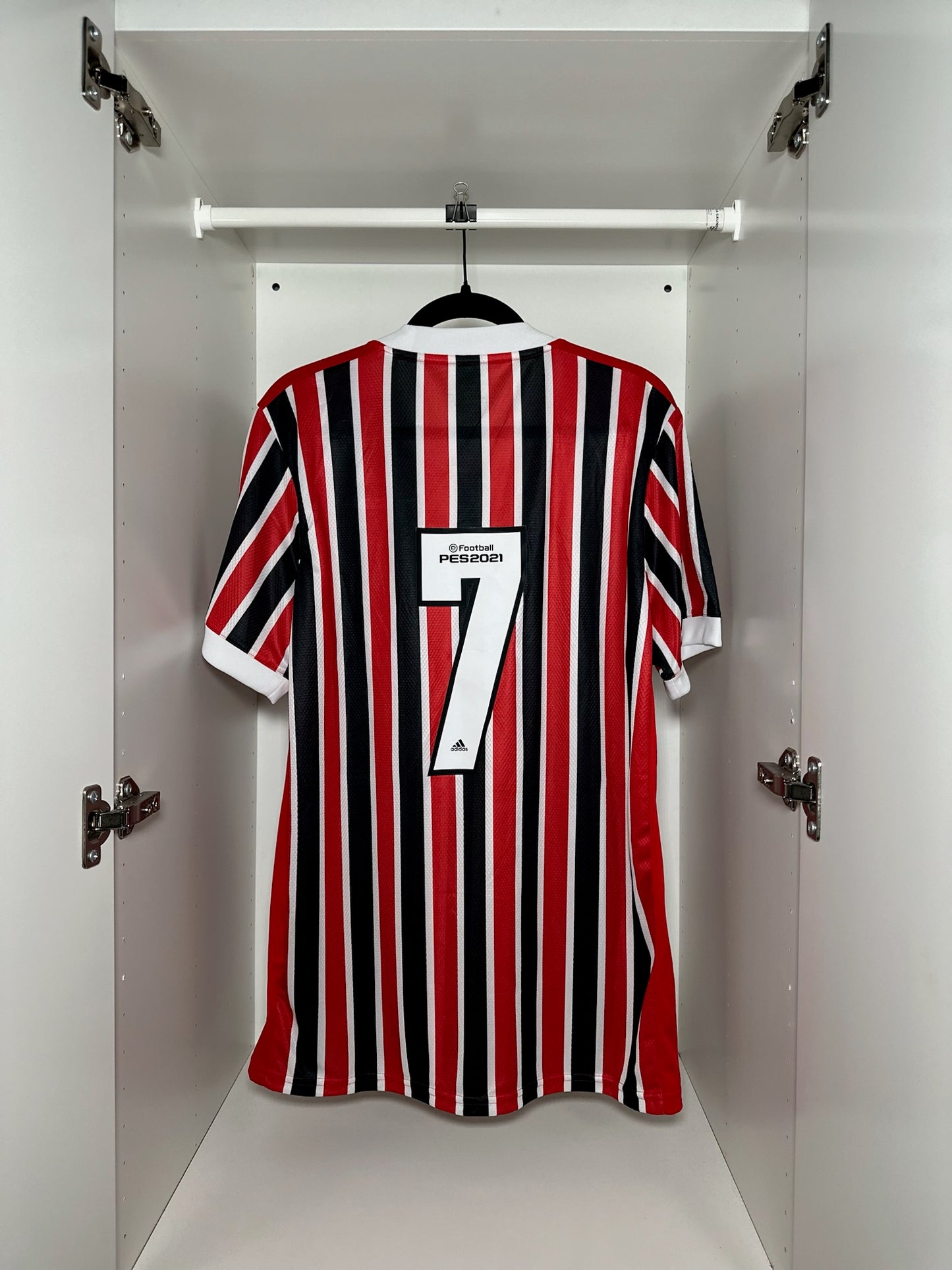 Sao Paulo FC #7 - adidas - 2021/2022 - AWAY Kit