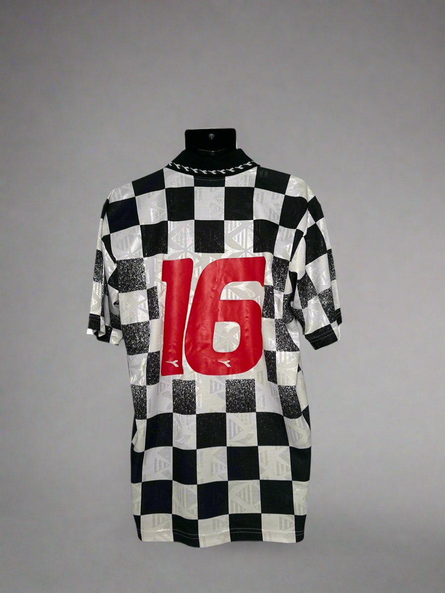 Boavista FC #16 - Diadora - 1997/1998 - HOME Kit