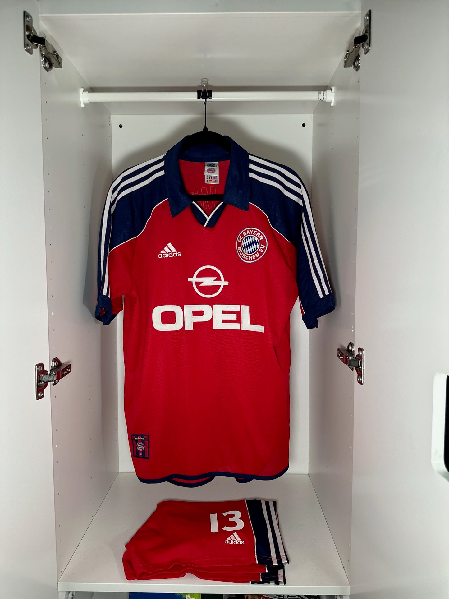 Bayern Munchen Sergio #13 - adidas - 1999/2001 - HOME Kit and Shorts