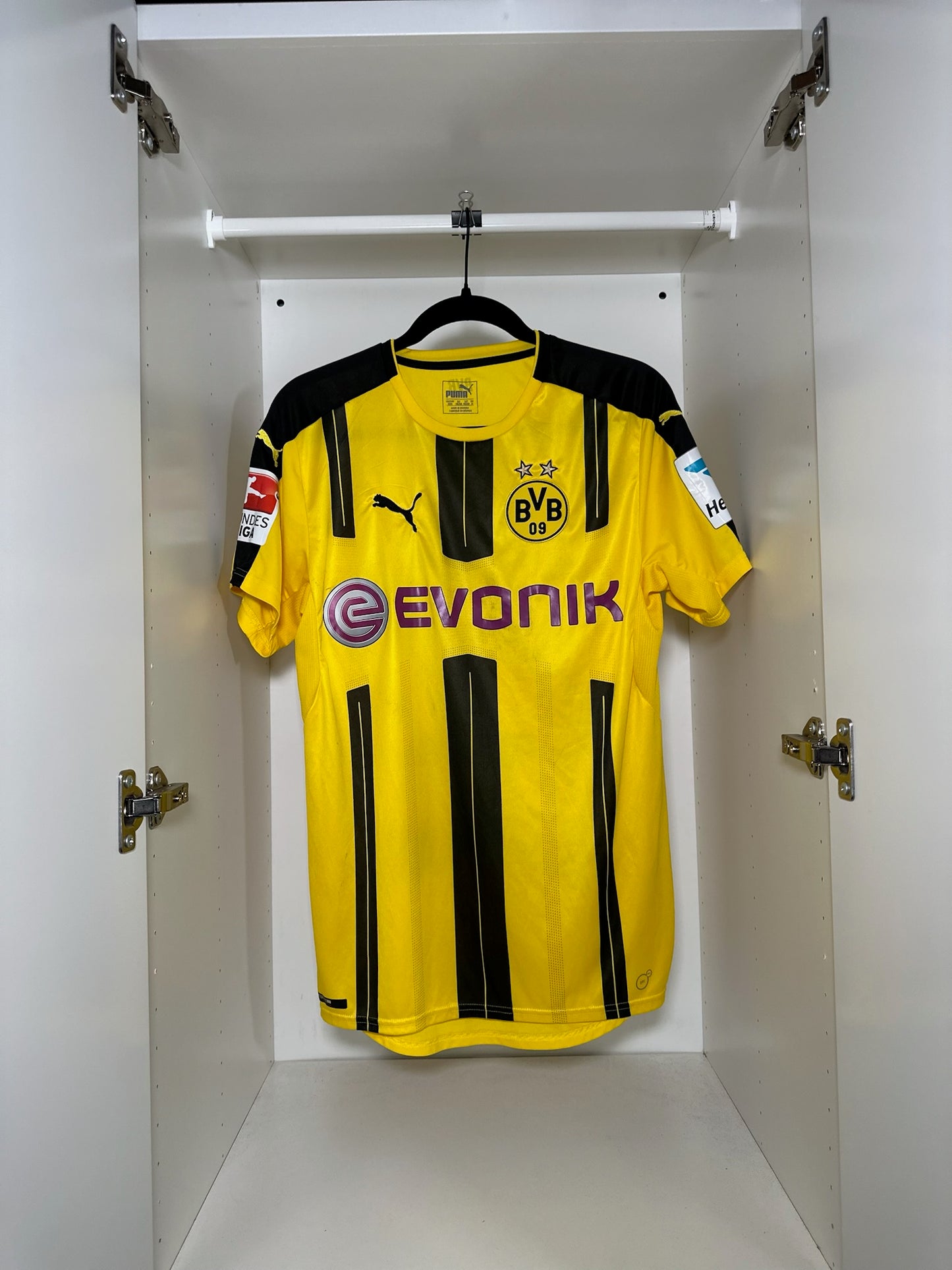 Borussia Dortmund (BVB) Pulisic #22 - Puma - 2016/2017 - HOME Kit
