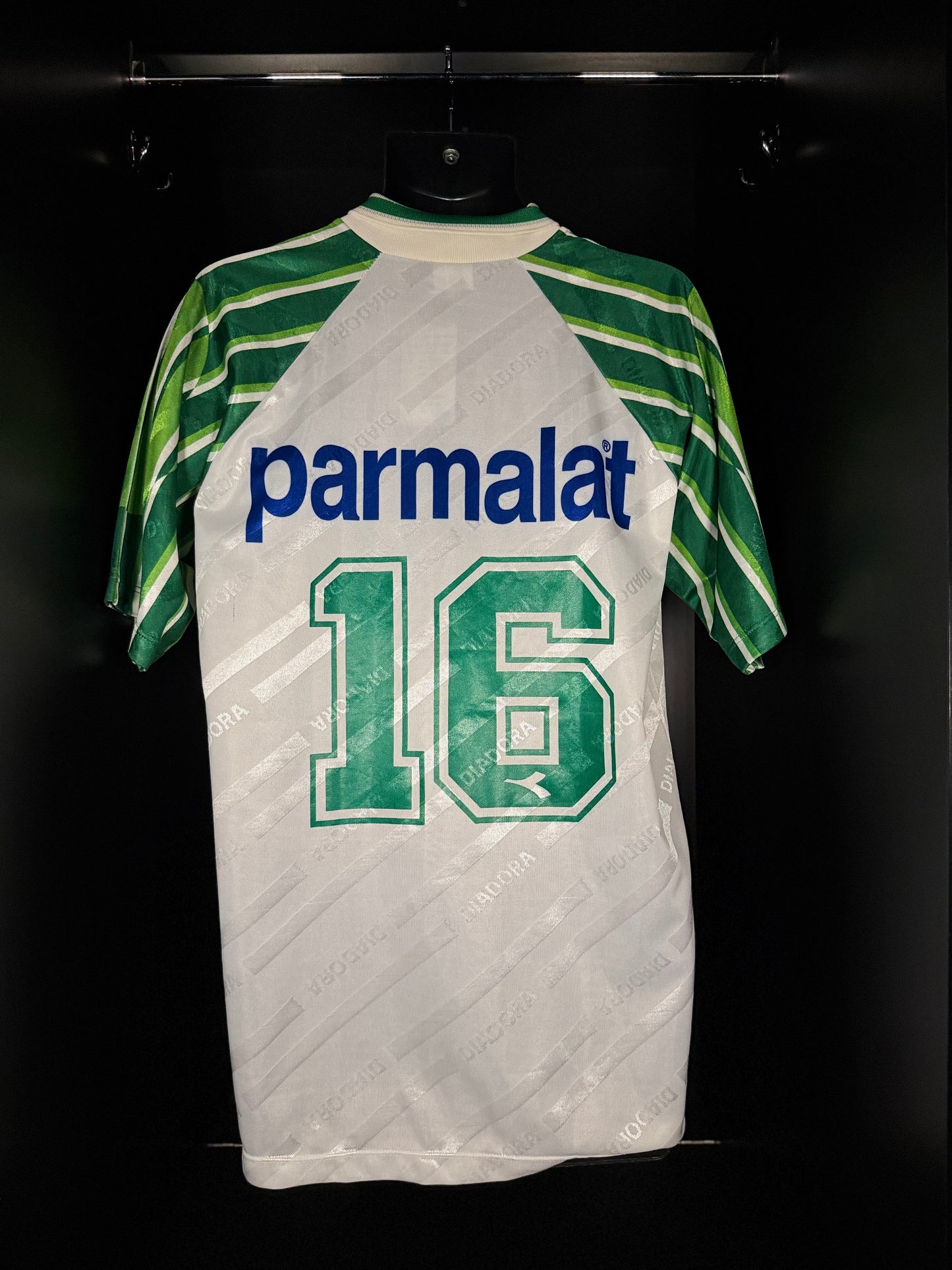 Juventude #16 - Diadora - 1997/1998 - AWAY Kit
