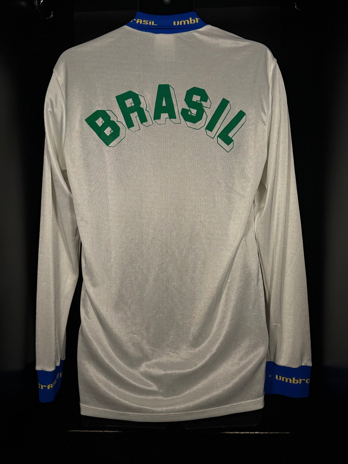 1992-1993 Brazil (CBF) Technical Staff Kit Soccer Jersey Shirt Umbro Large Authentic