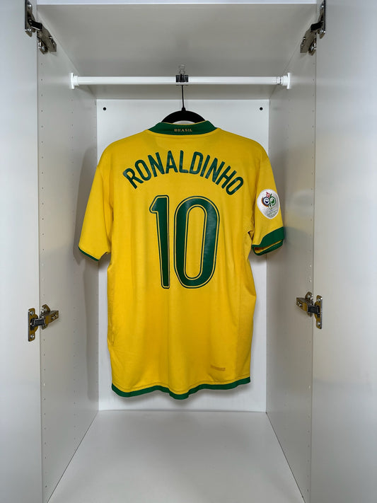 Brazil Ronaldinho #10 - Nike - 2006/2007 - HOME Kit