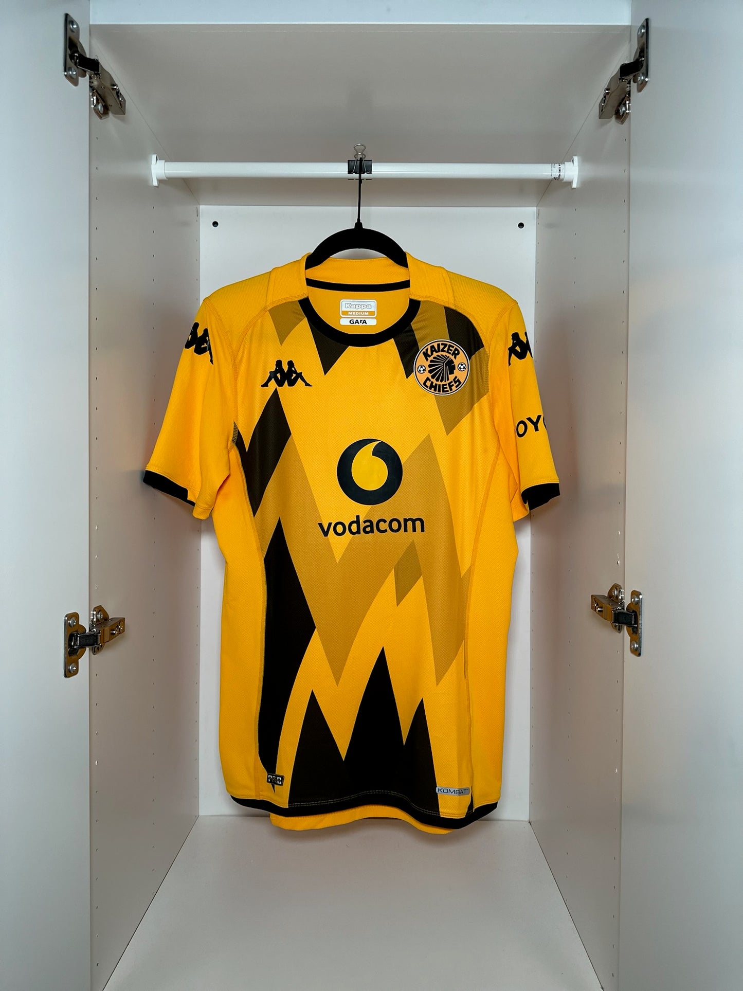 Kaizer Chiefs - Kappa - 2023/2024 - HOME Kit