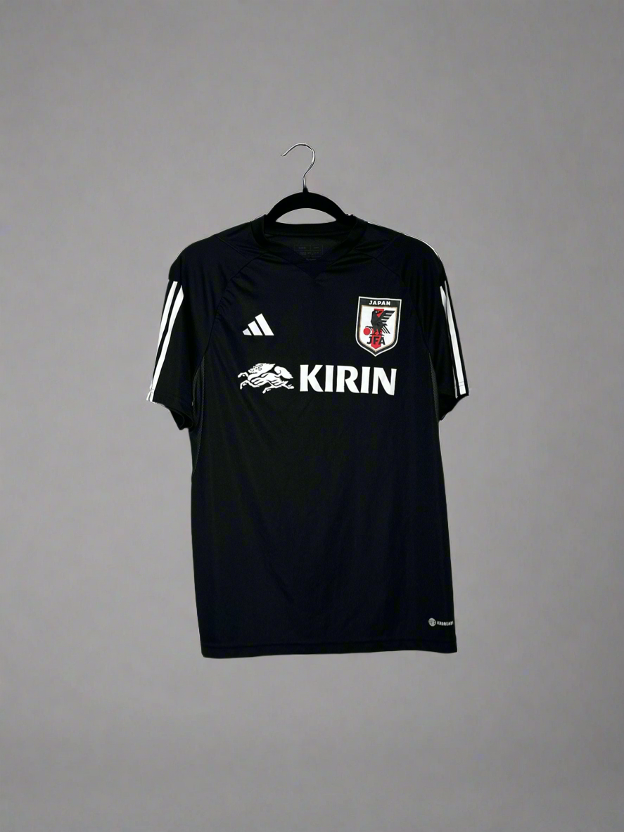Japan - adidas - 2023/2024 - TRAINING Kit