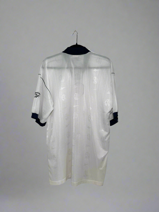 Bolton Wanderers - Reebok - 1995/1997 - HOME Kit