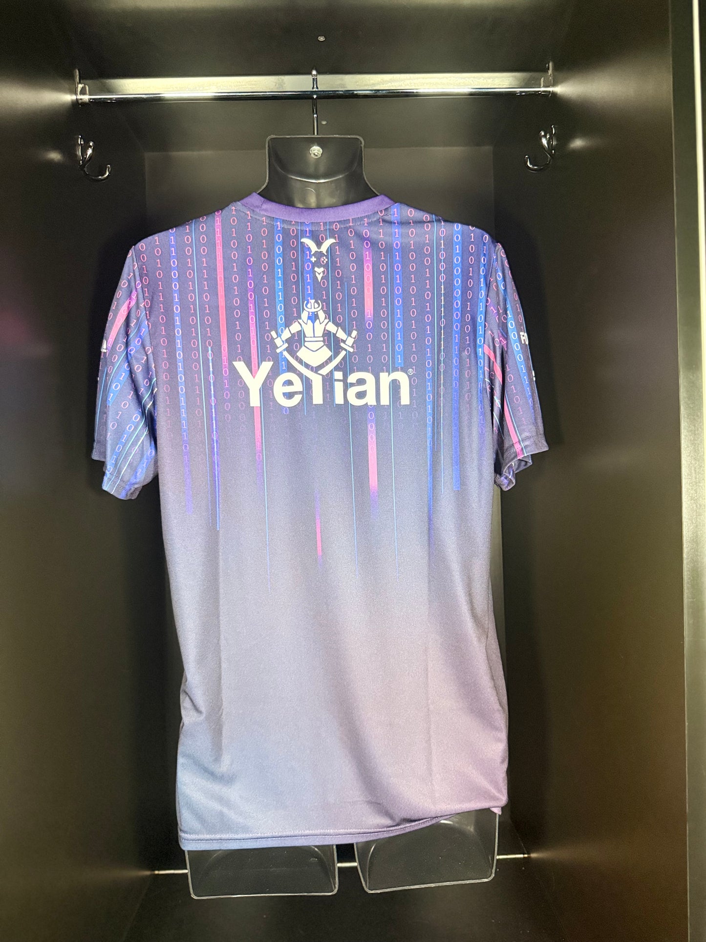 Chivas Guadalajara - Puma - 2024/2025 - SPECIAL "eSports" Kit