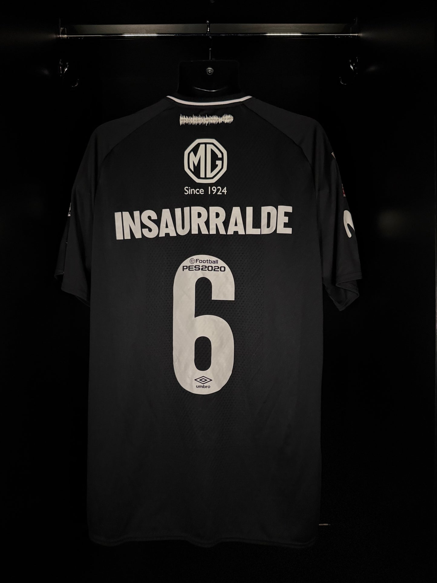 Colo Colo Insaurralde #6 - Umbro - 2020/2021 - AWAY Kit