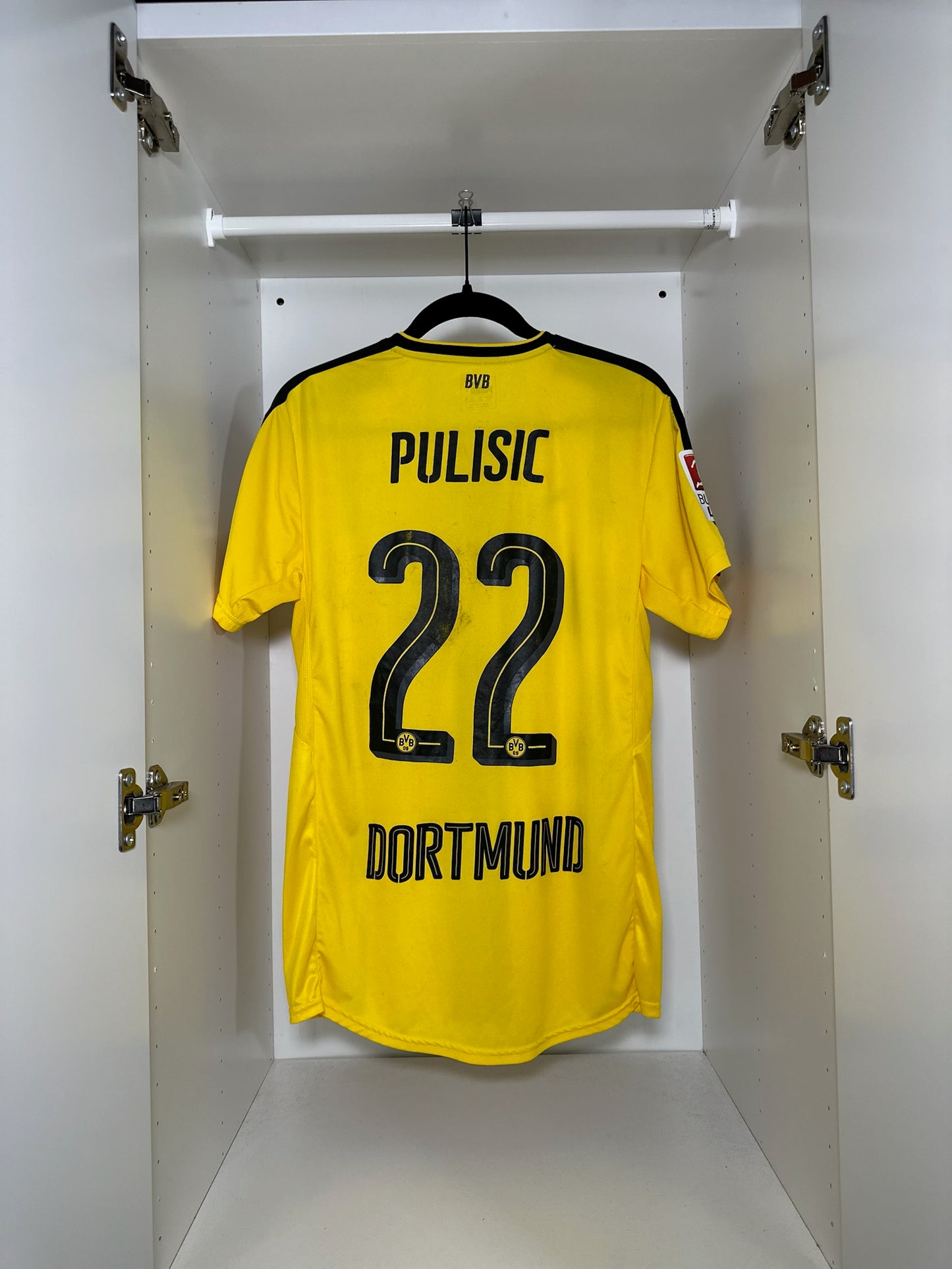 Borussia Dortmund (BVB) Pulisic #22 - Puma - 2016/2017 - HOME Kit