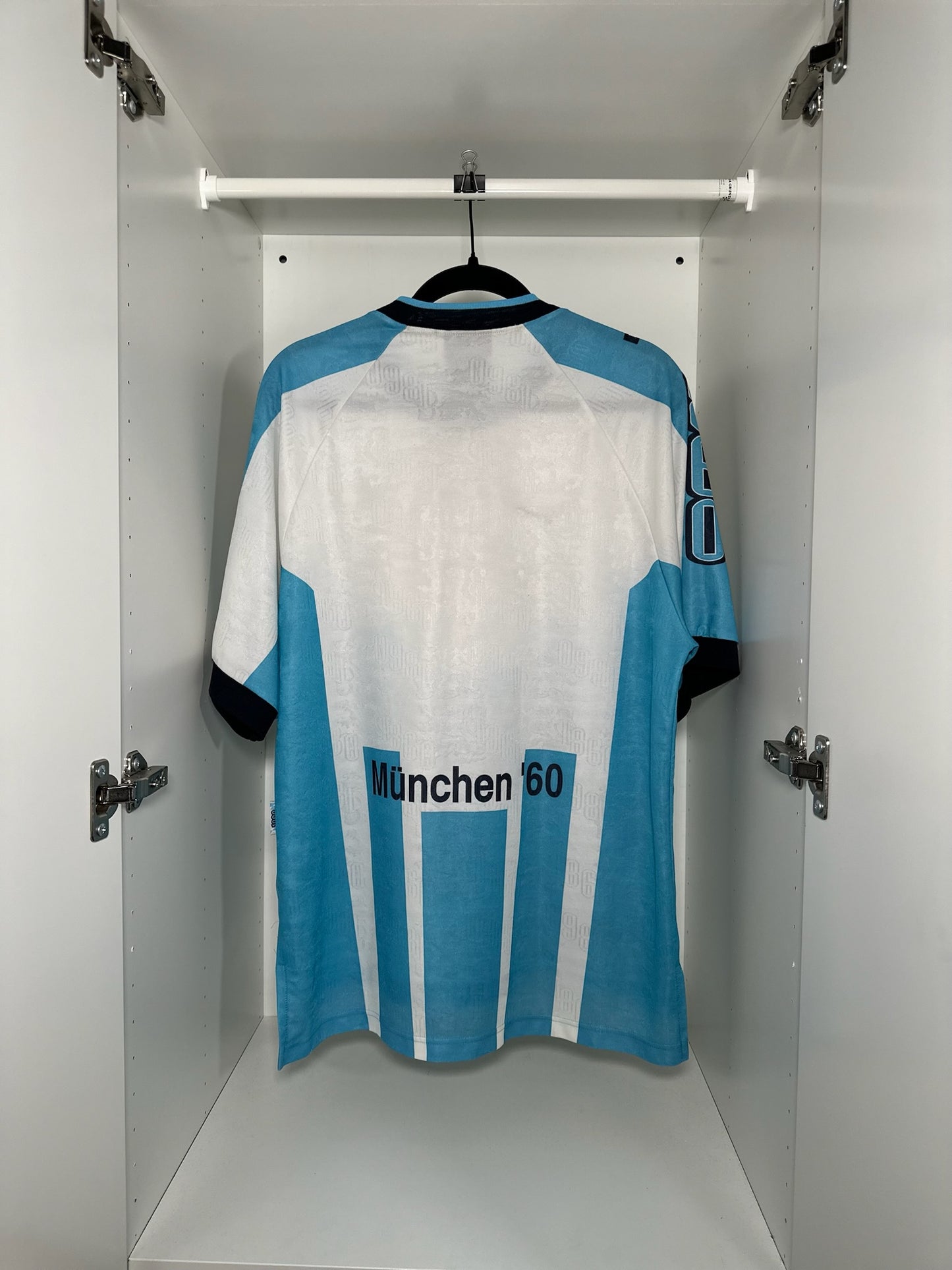 TSV 1860 - Nike - 1996/1997 - HOME Kit