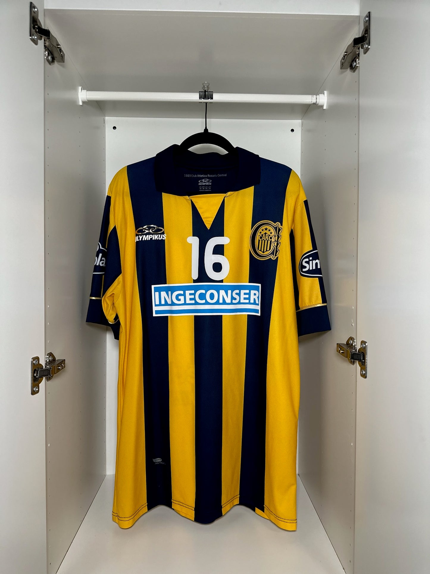 Rosario Central #16 - Olympikus - 2013/2014 - HOME Kit