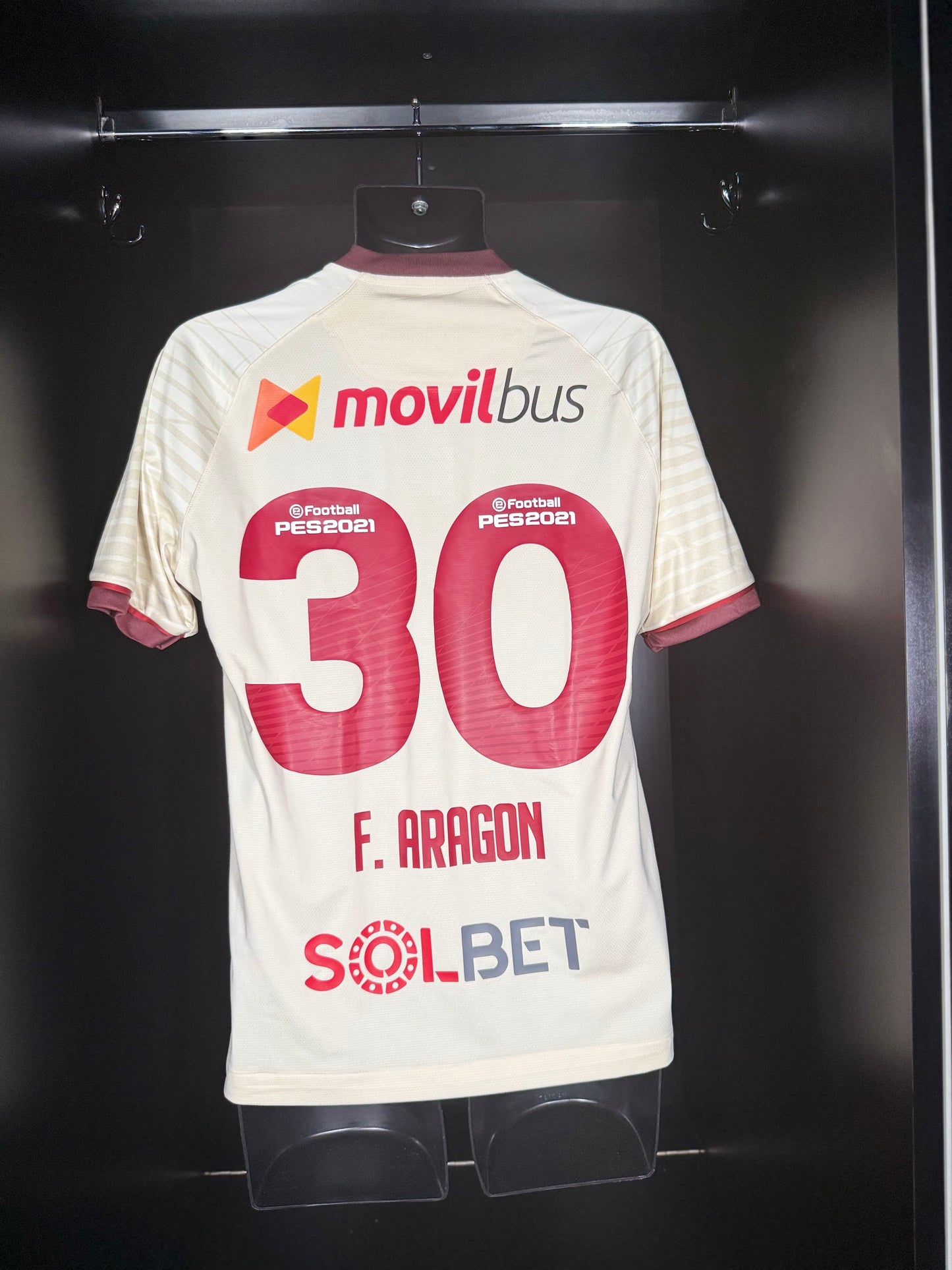 Universitario F. Aragon #30 - Marathon - 2020/2021 - HOME Kit