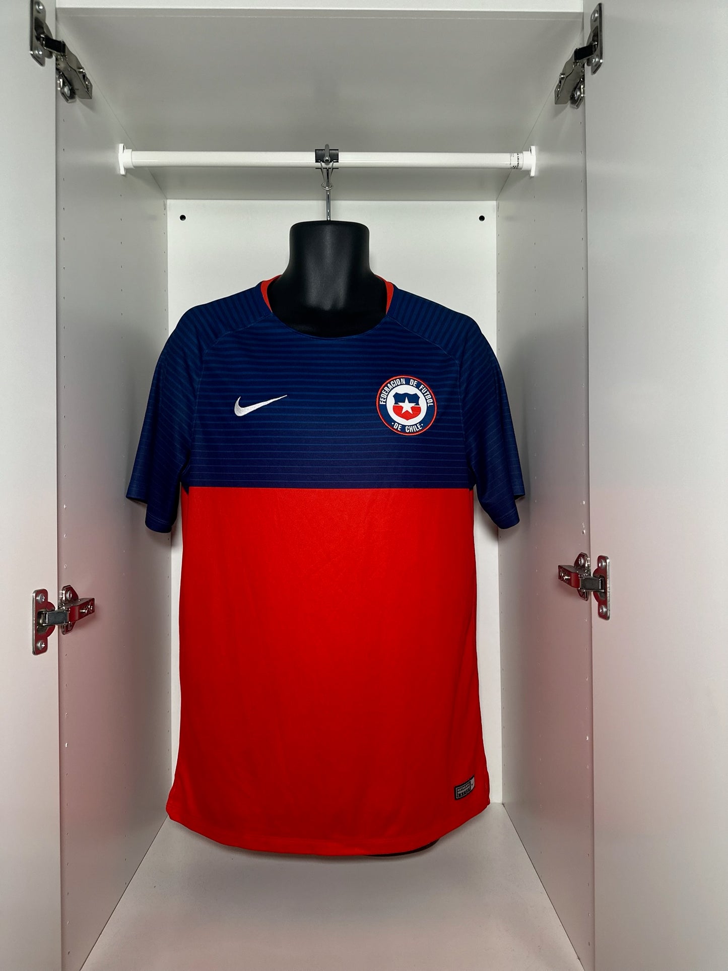 Chile - Nike - 2015/2016 - TRAINING Kit