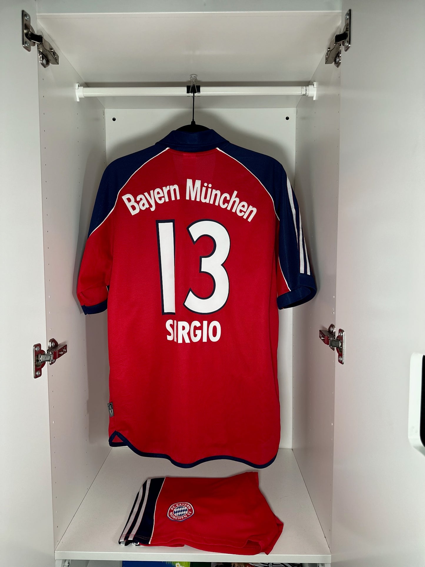 Bayern Munchen Sergio #13 - adidas - 1999/2001 - HOME Kit and Shorts