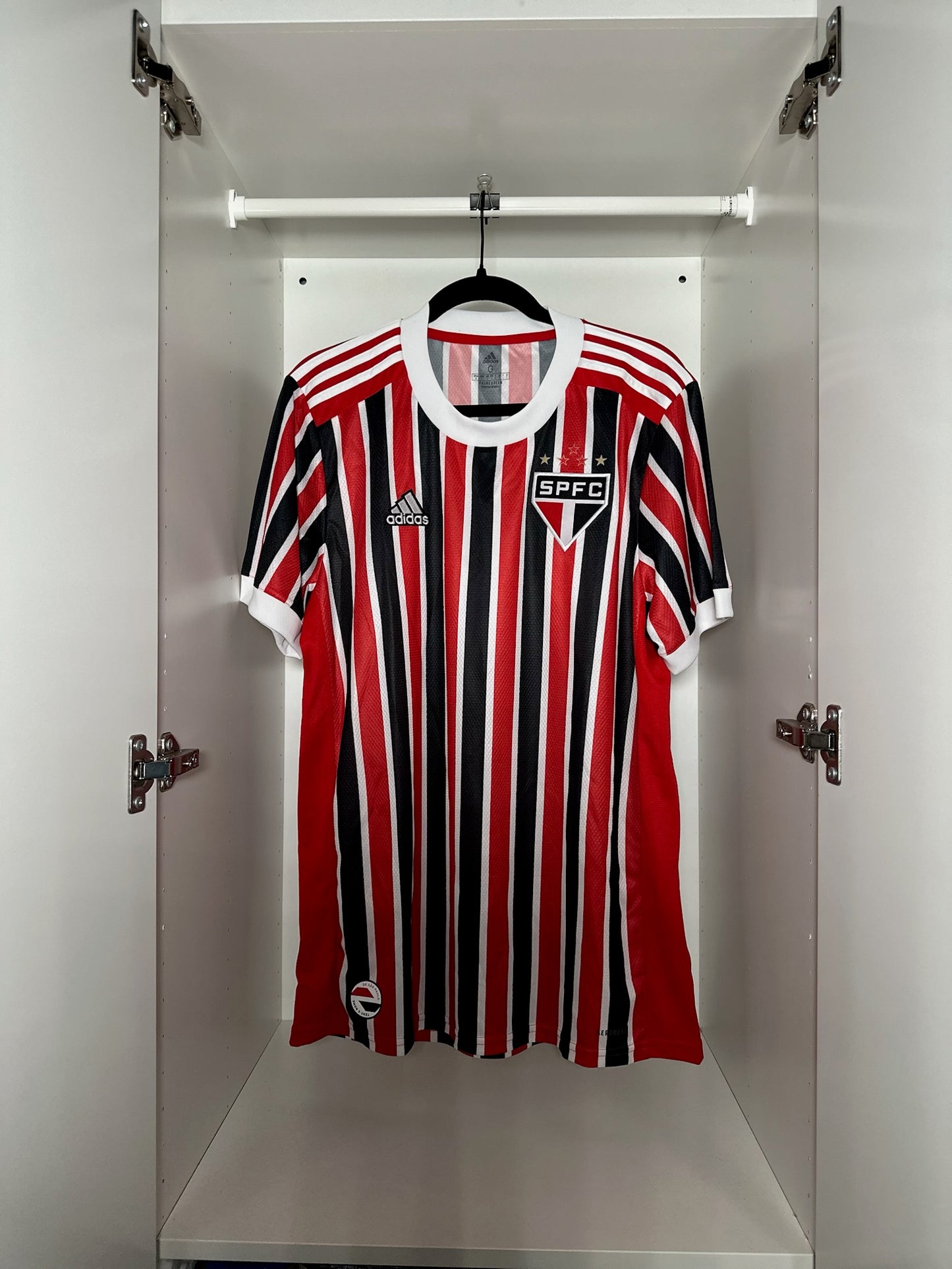 Sao Paulo FC #8 - adidas - 2021/2022 - AWAY Kit