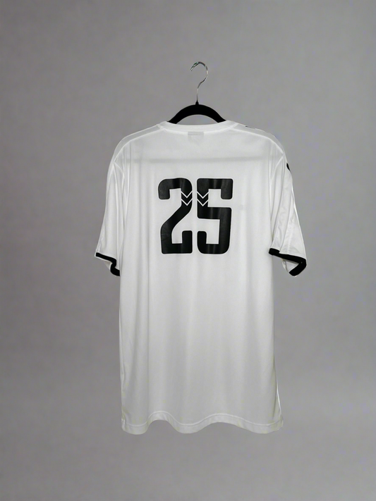 SoCal SC #25 - Hummel - 2016/2017 - HOME Kit