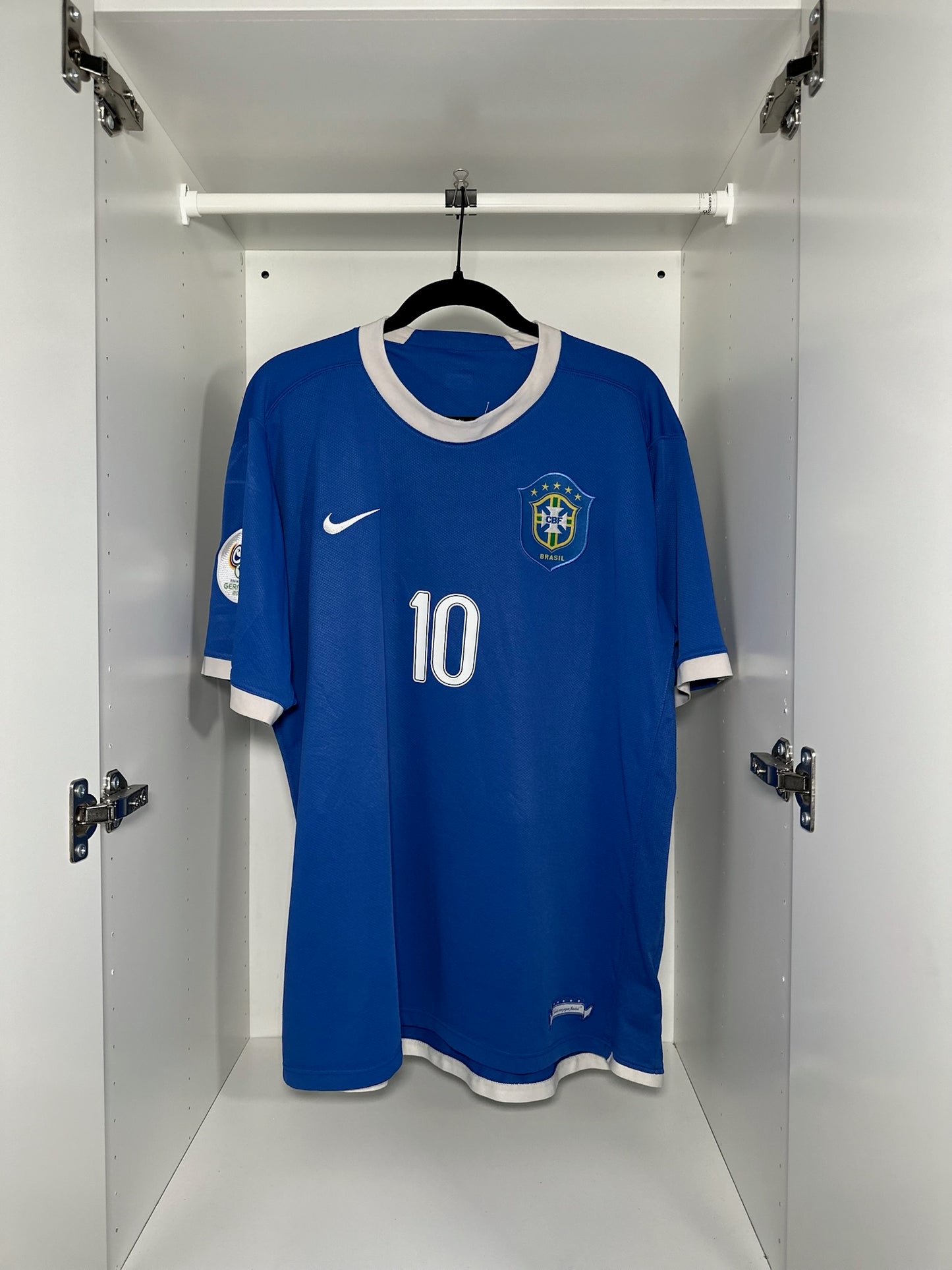Brazil Ronaldinho #10 - Nike - 2006/2007 - AWAY Kit