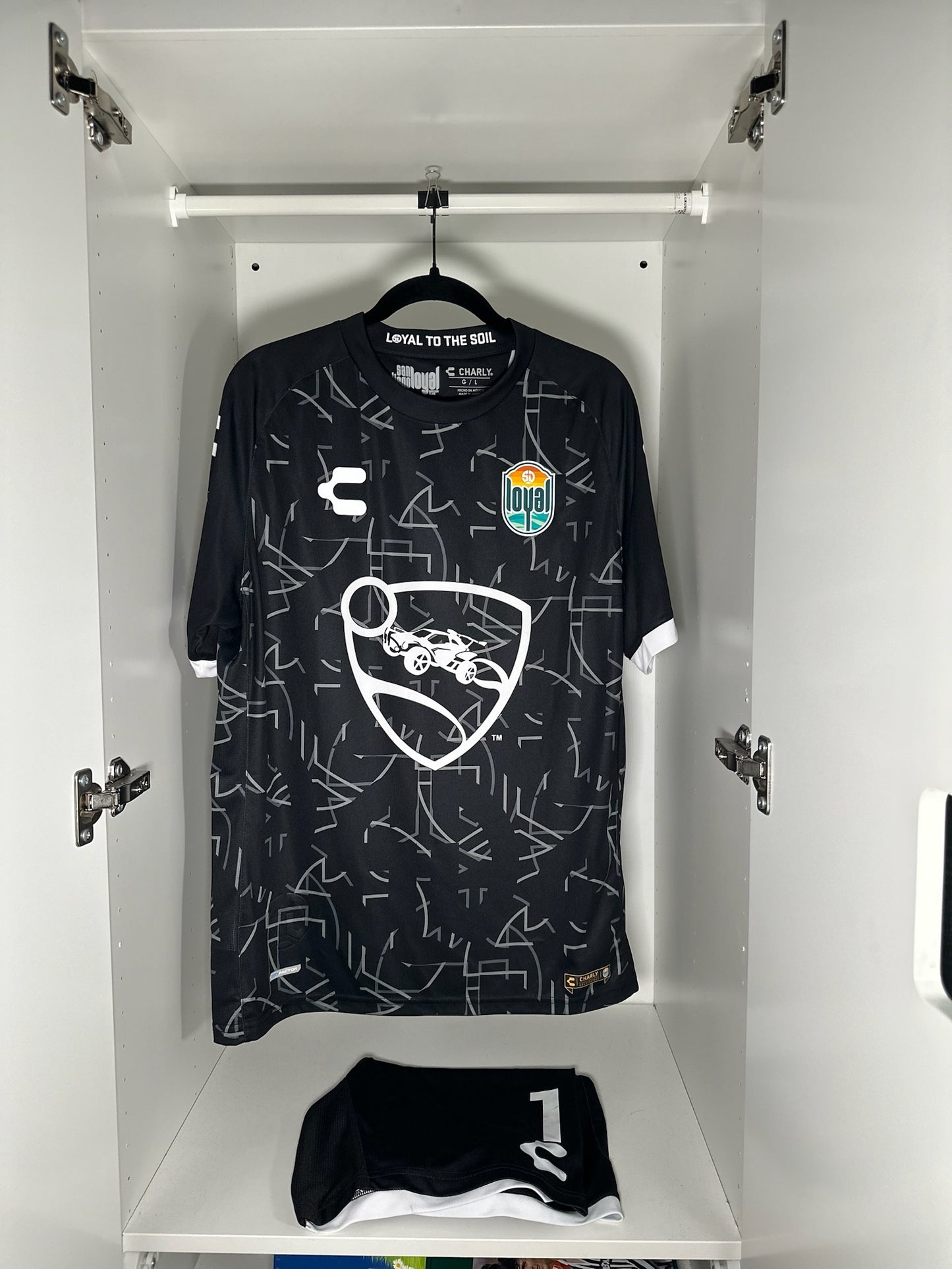 San Diego Loyal Guerrero #1 - Charly - 2022/2023 - GK Kit + Shorts