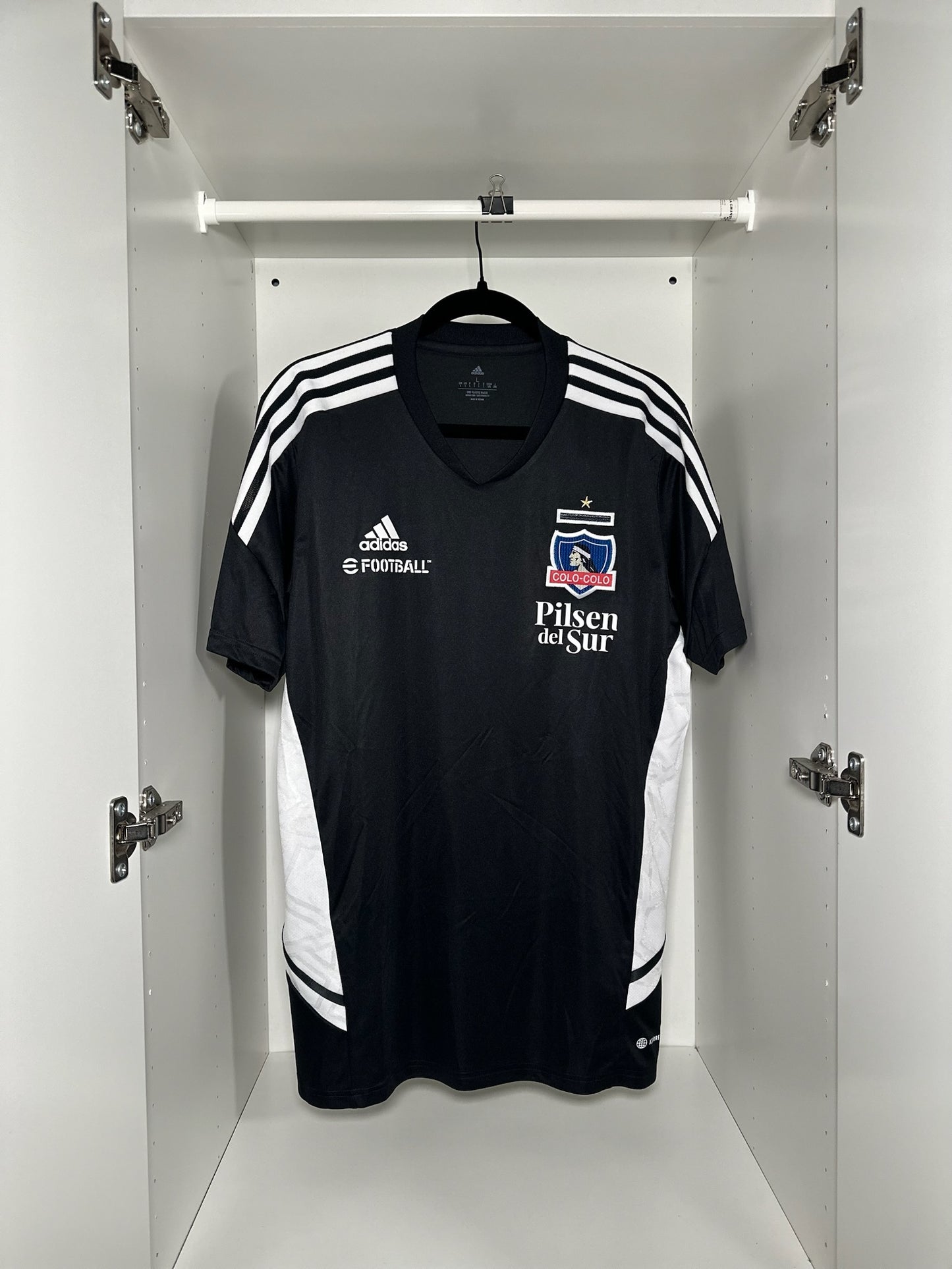 Colo-Colo - adidas - 2021/2022 - TRAINING Kit