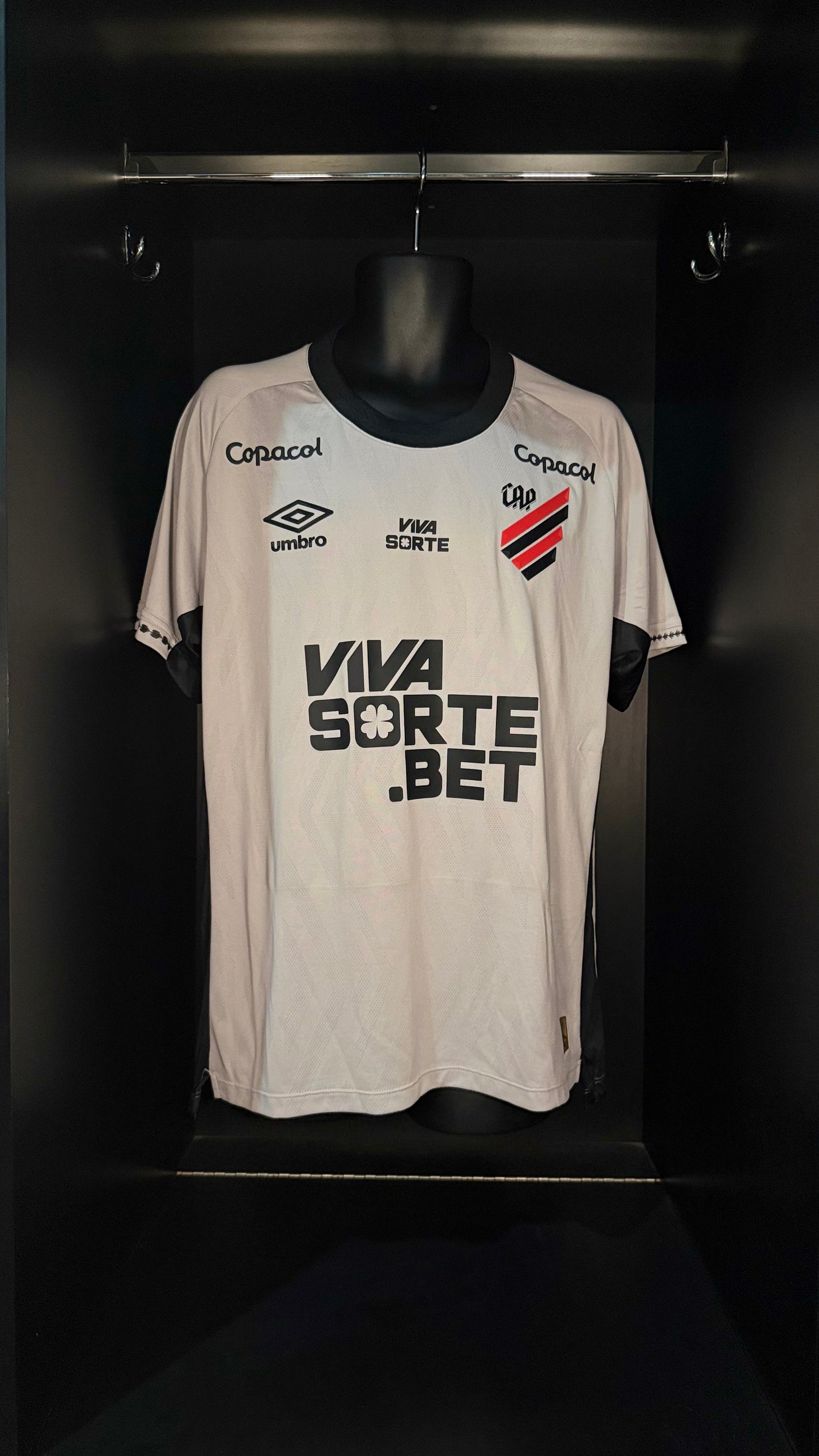 2025-2026 Athletico (PR) Paranaense K. Viveros AWAY Kit Soccer Jersey Football Shirt Umbro Large Authentic