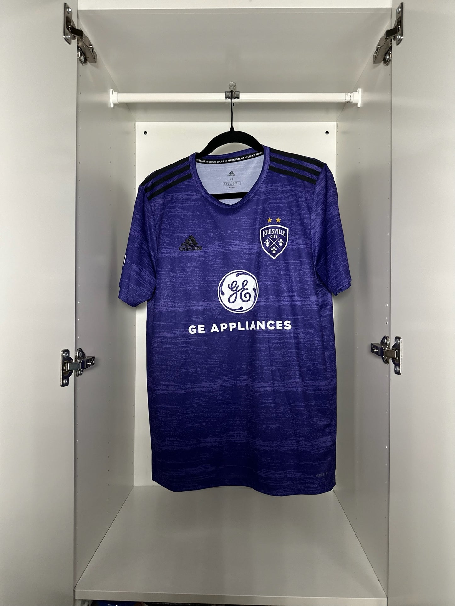 Louisville City FC #2 - adidas - 2022/2023 - HOME Kit