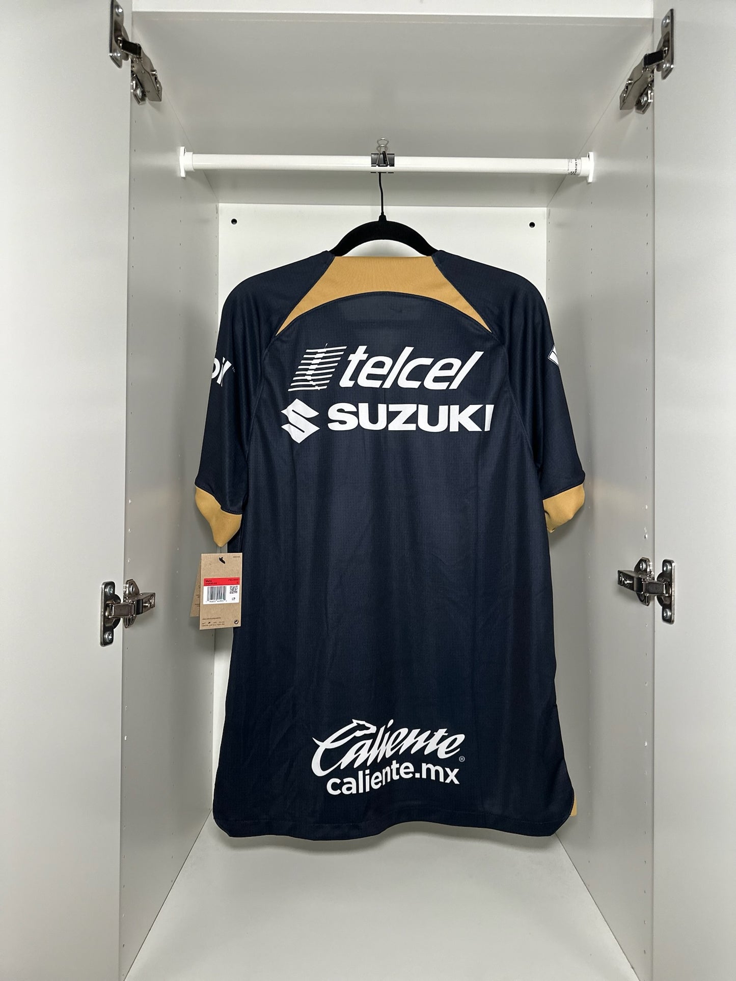Pumas UNAM - Nike - 2023/2024 - AWAY Kit