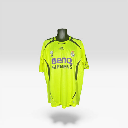 Real Madrid Casillas #1 - adidas - 2006/2007 - GK Kit