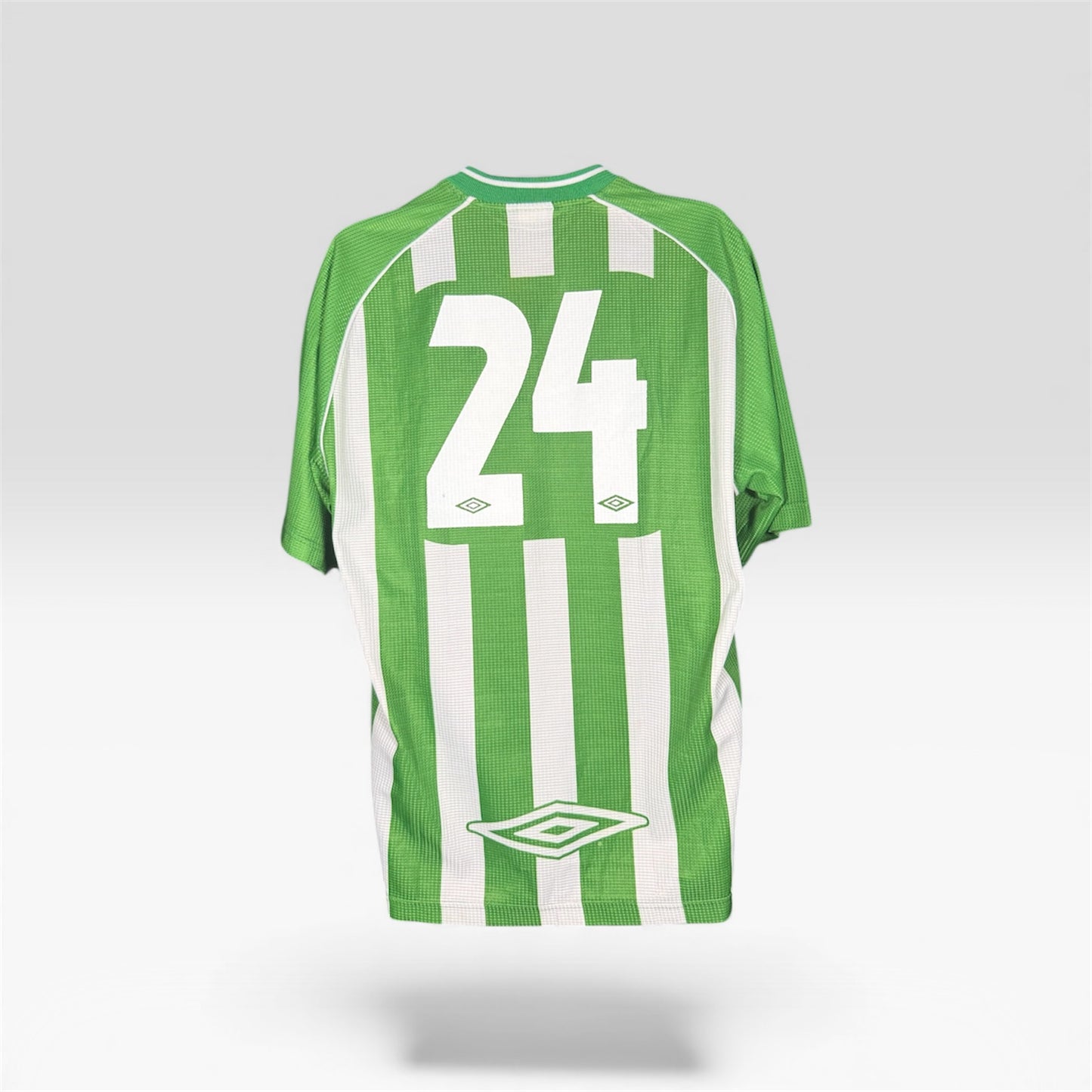 Juventude #24 - Umbro - 2000/2001 - HOME Kit