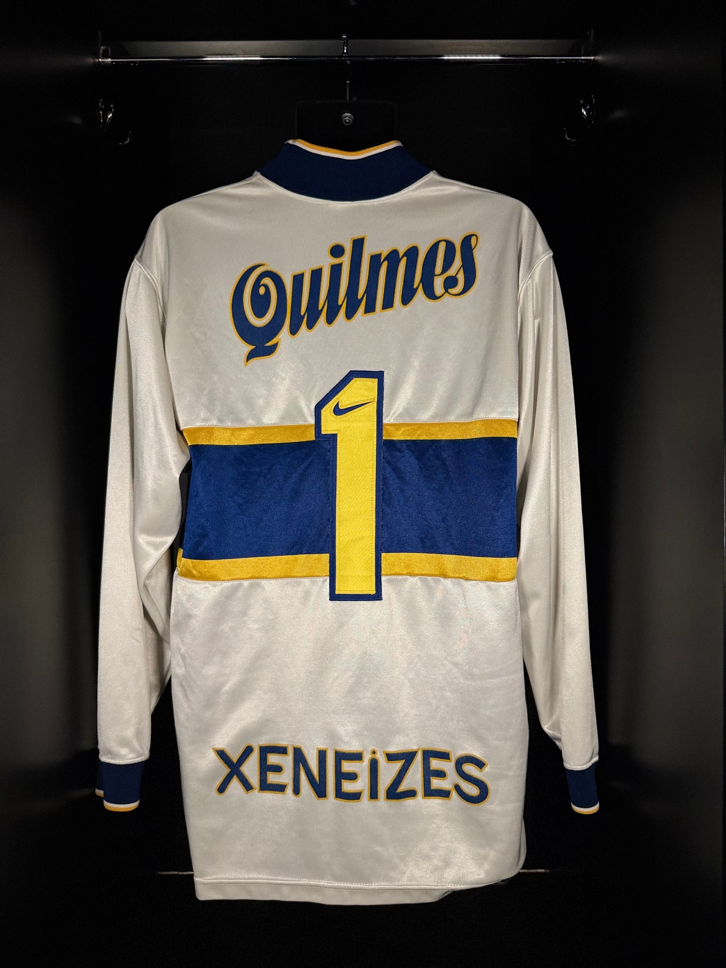 Boca Juniors #1 - Nike - 1996/1997 - GK Kit