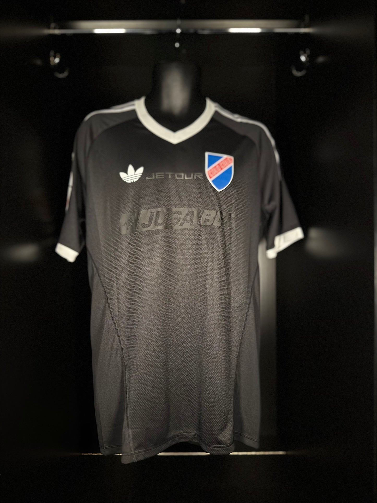 Colo Colo Cortes #1 - adidas - 2025/2026 - GK "Centennial" Kit