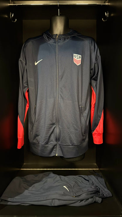 2024-2025 United States (USA) Staff TRACKSUIT Soccer Nike Large Authentic