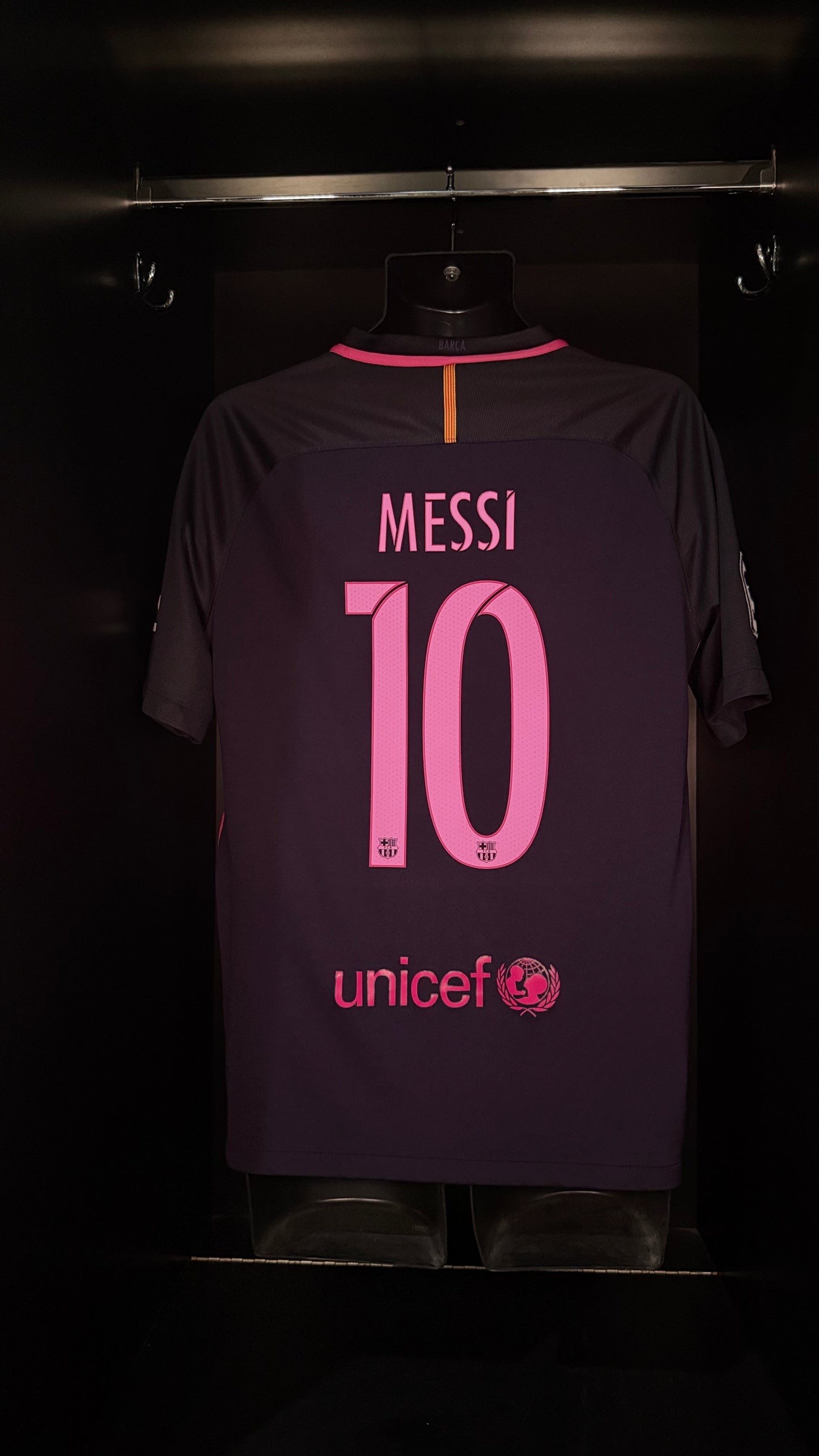 2016-2017 FC Barcelona Messi AWAY Kit Soccer Jersey Football Shirt Nike Medium Authentic