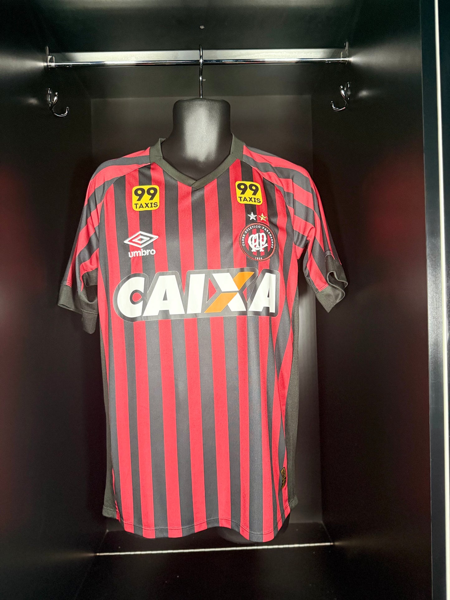 Athletico (PR) Paranaense #3 - Umbro - 2015/2016 - HOME Kit