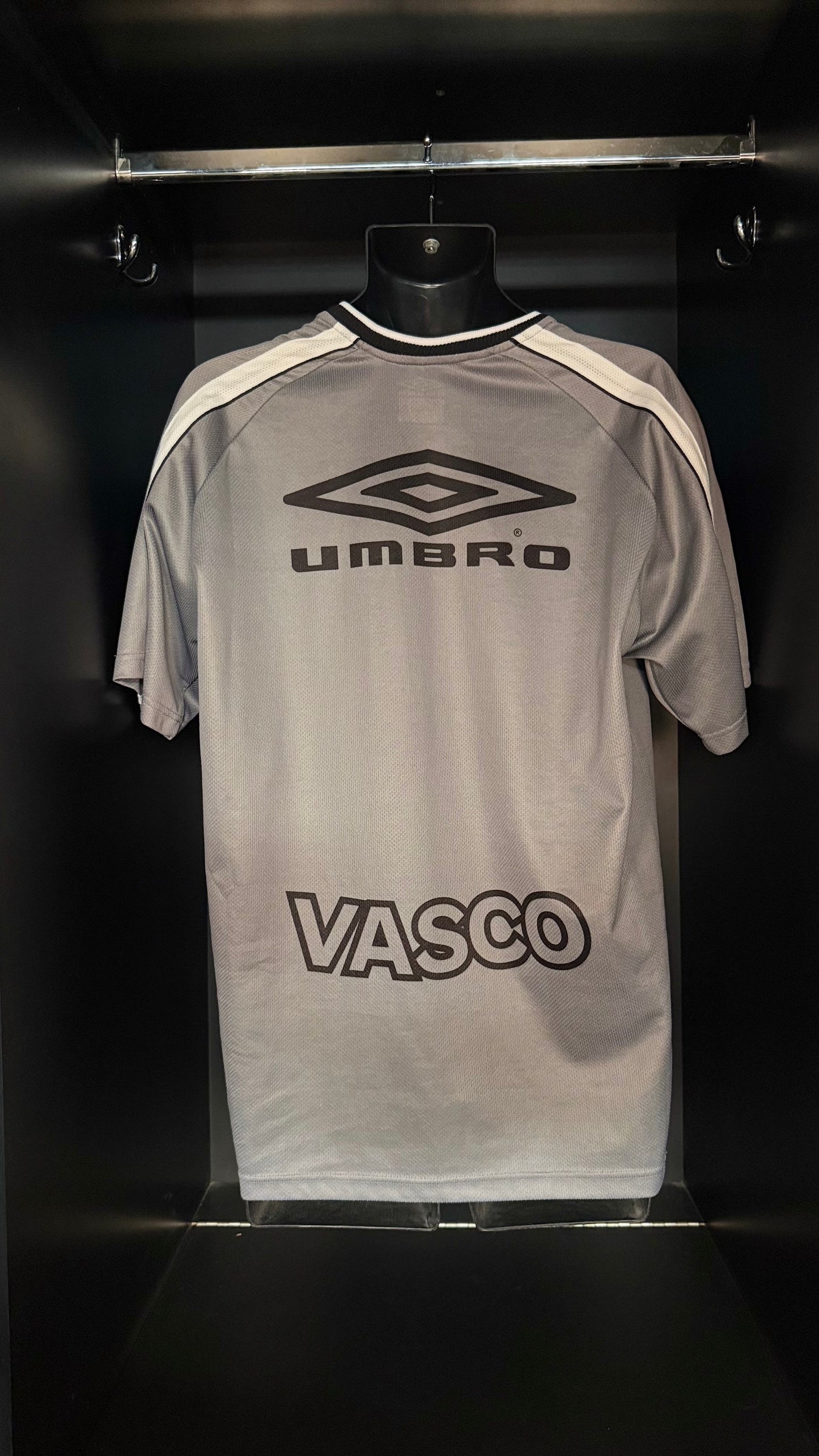 2003-2004 Vasco da Gama TRAINING Kit Soccer Jersey Football Shirt Umbro Medium Authentic