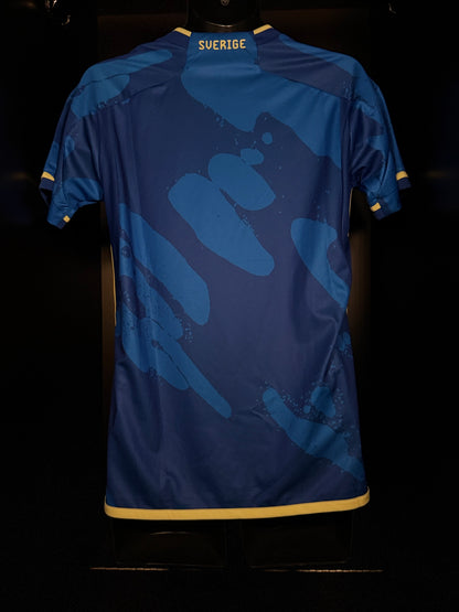 2023-2024 Sweden AWAY Kit Soccer Jersey Shirt adidas Medium Authentic