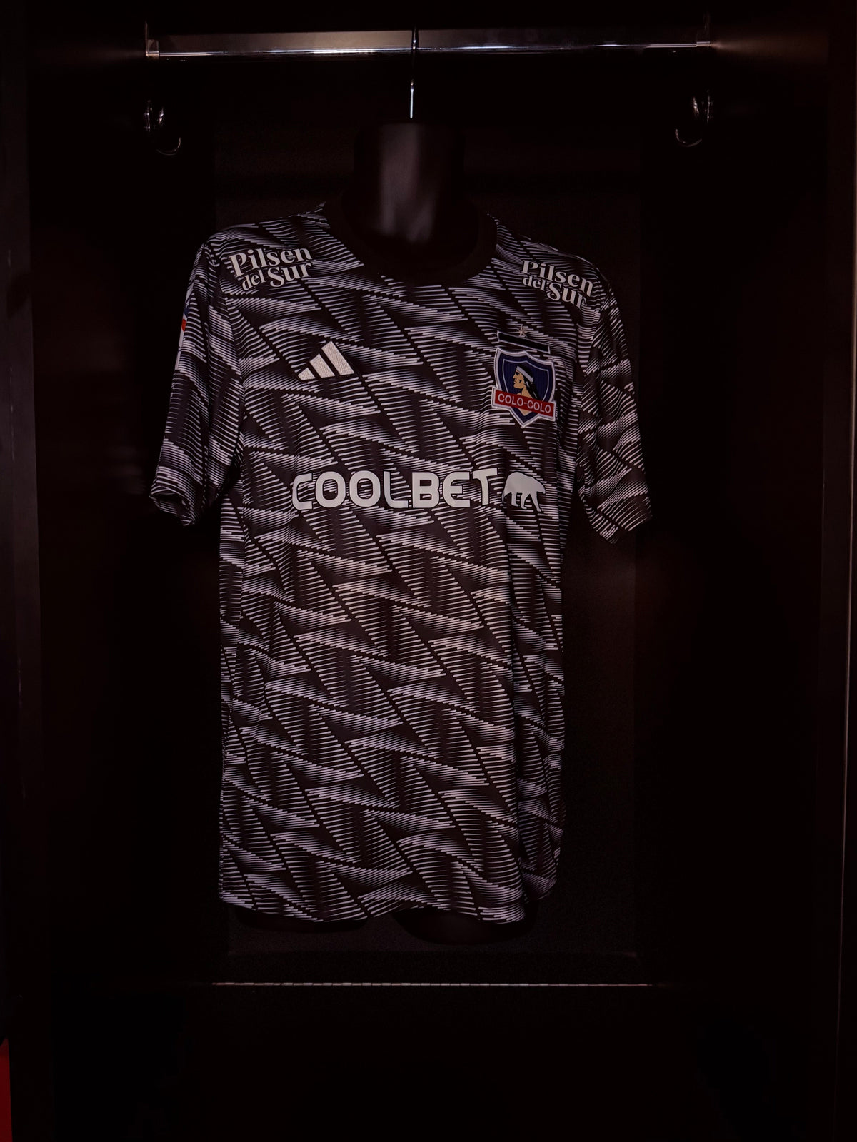 2023-2024 Colo Colo FOURTH Kit Soccer Jersey Football Shirt adidas Medium Authentic
