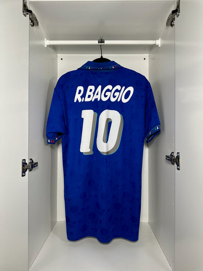 Italy R. Baggio #10 - Diadora - 1994/1995 - HOME Kit