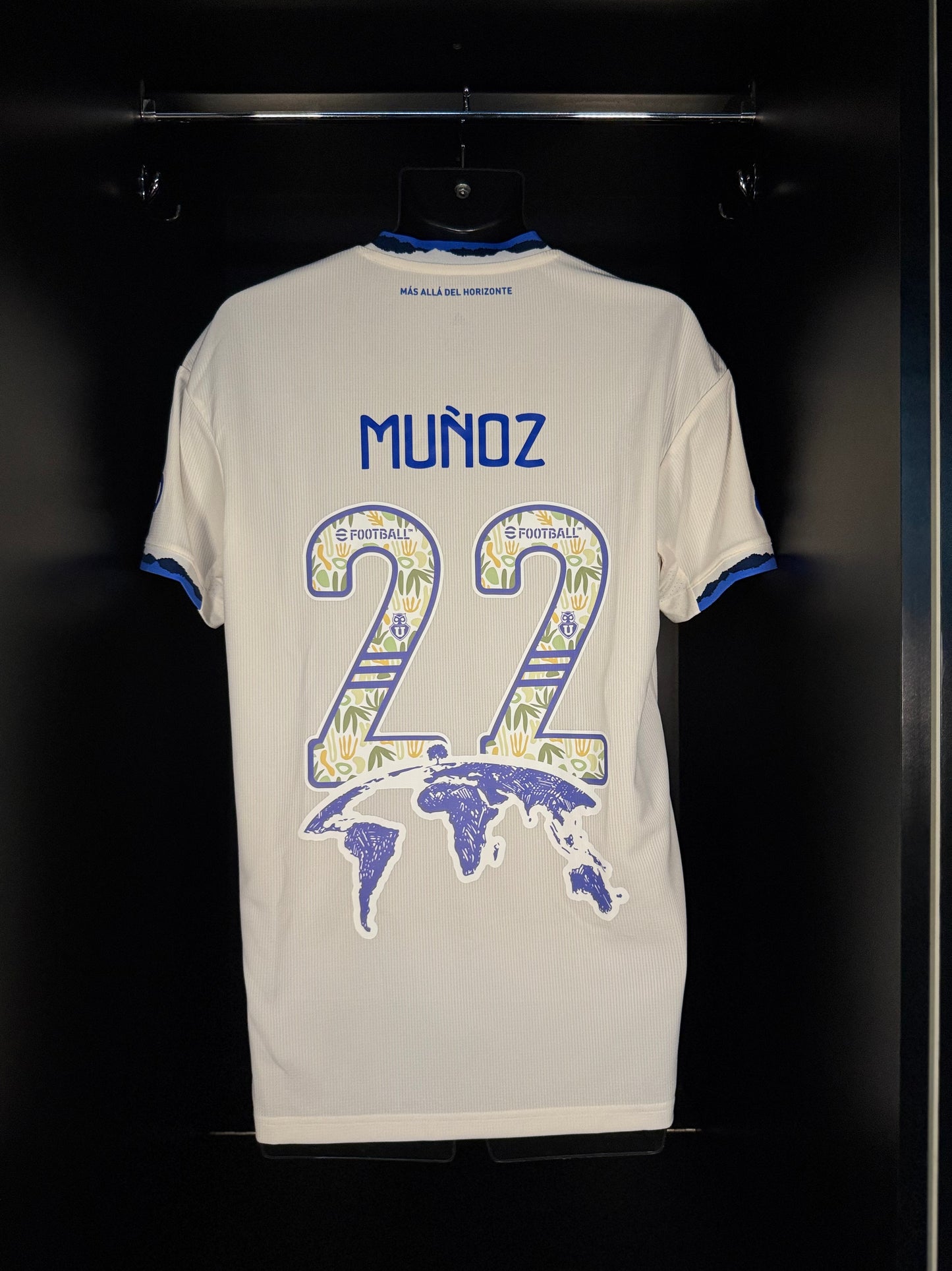 Universidad (U) de Chile Munoz #22 - 2022/2023 - AWAY Kit