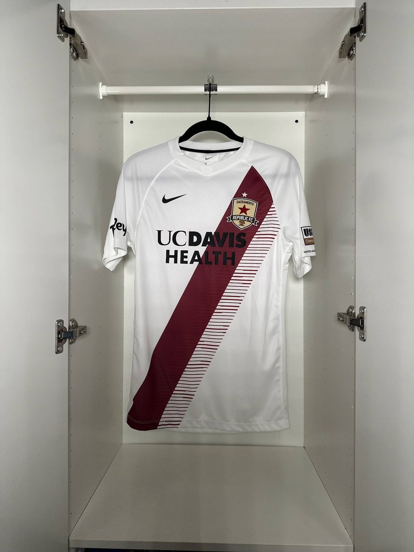 Sacramento Republic Lopez #8 - Nike - 2020/2022 - AWAY Kit