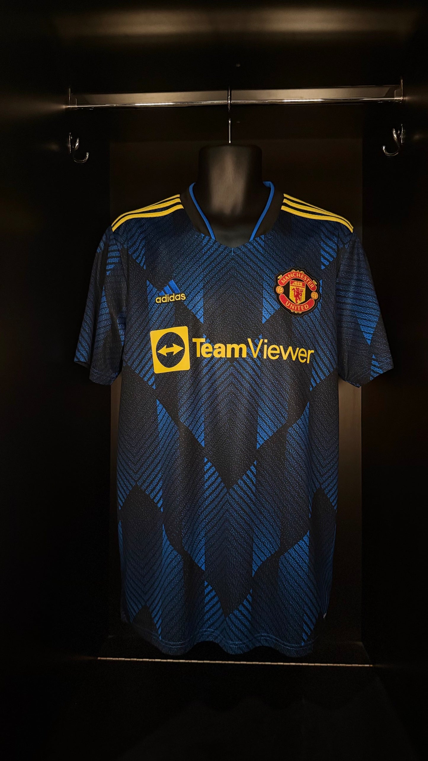 2021-2022 Manchester United Ronaldo THIRD Kit Soccer Jersey Football Shirt adidas Large Authentic