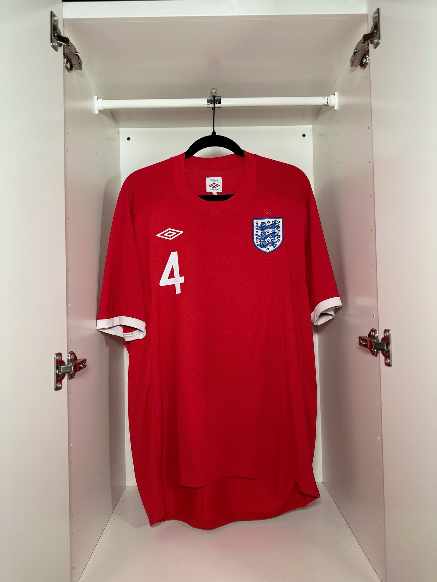 England Gerrard #4 - Umbro - 2009/2010 - AWAY Kit