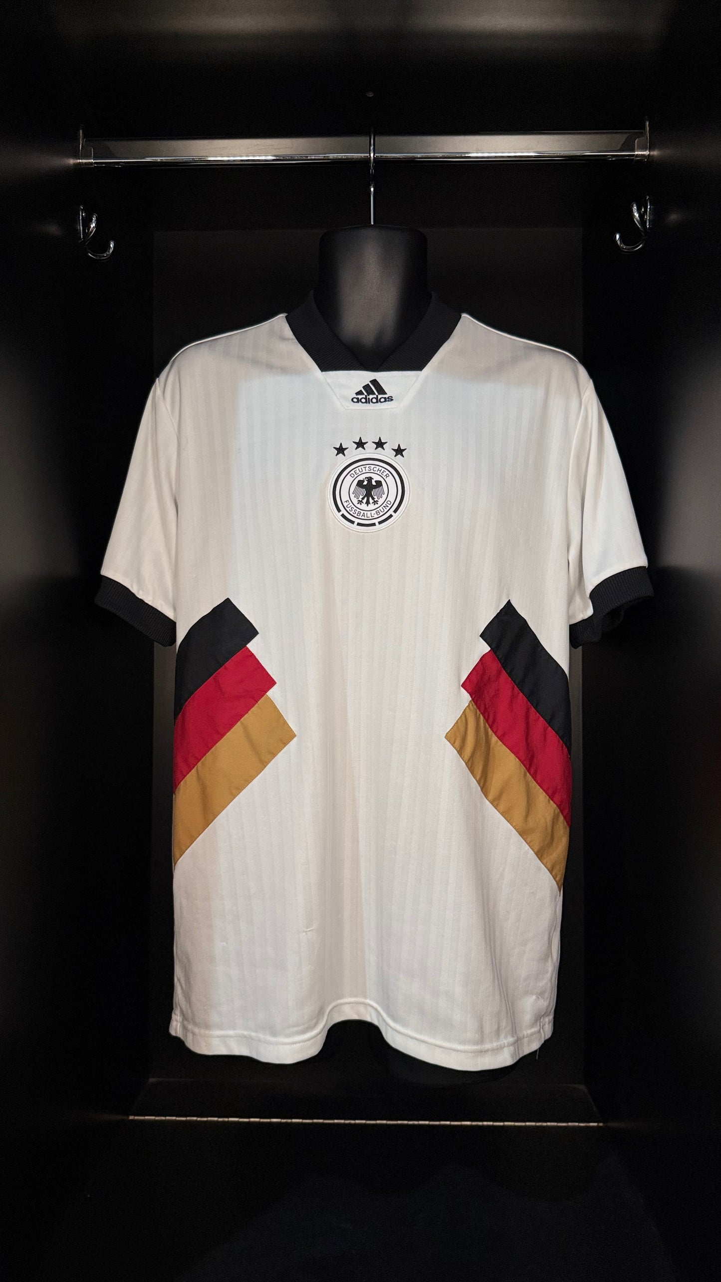 2022-2023 Germany ICON Kit Soccer Jersey Football Shirt adidas Medium Authentic