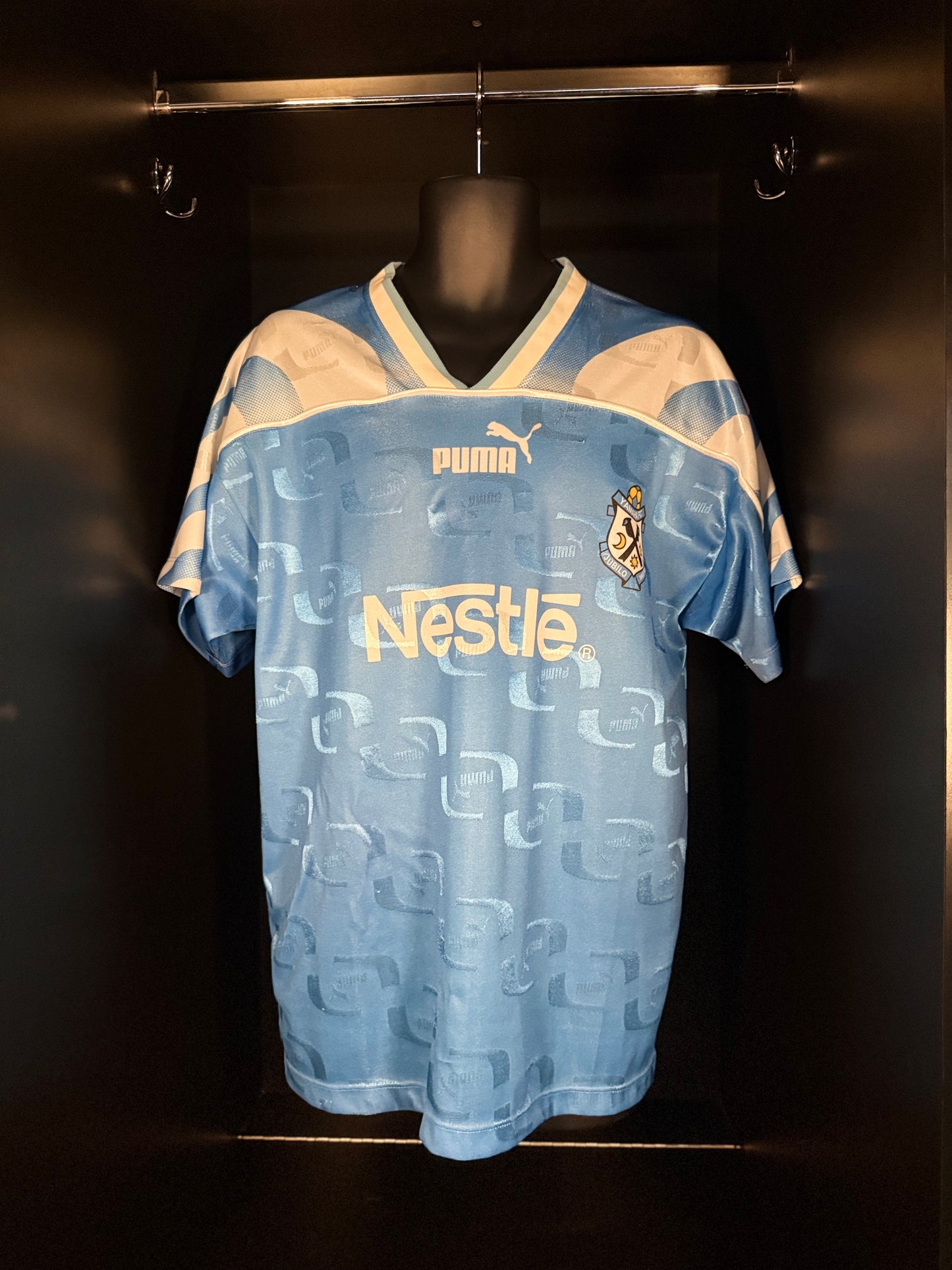 Jubilo Iwata - Puma - 1997/1998 - HOME Kit